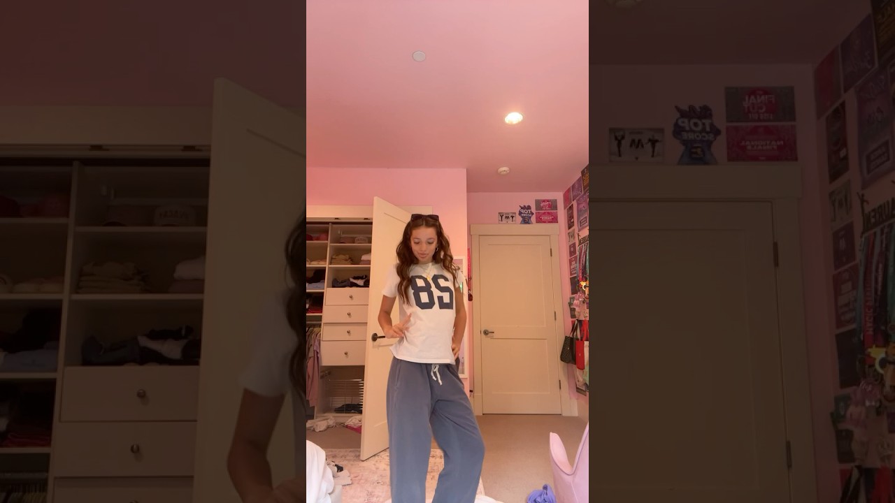 Hiii just vibin&rsquo; 💃🕶️