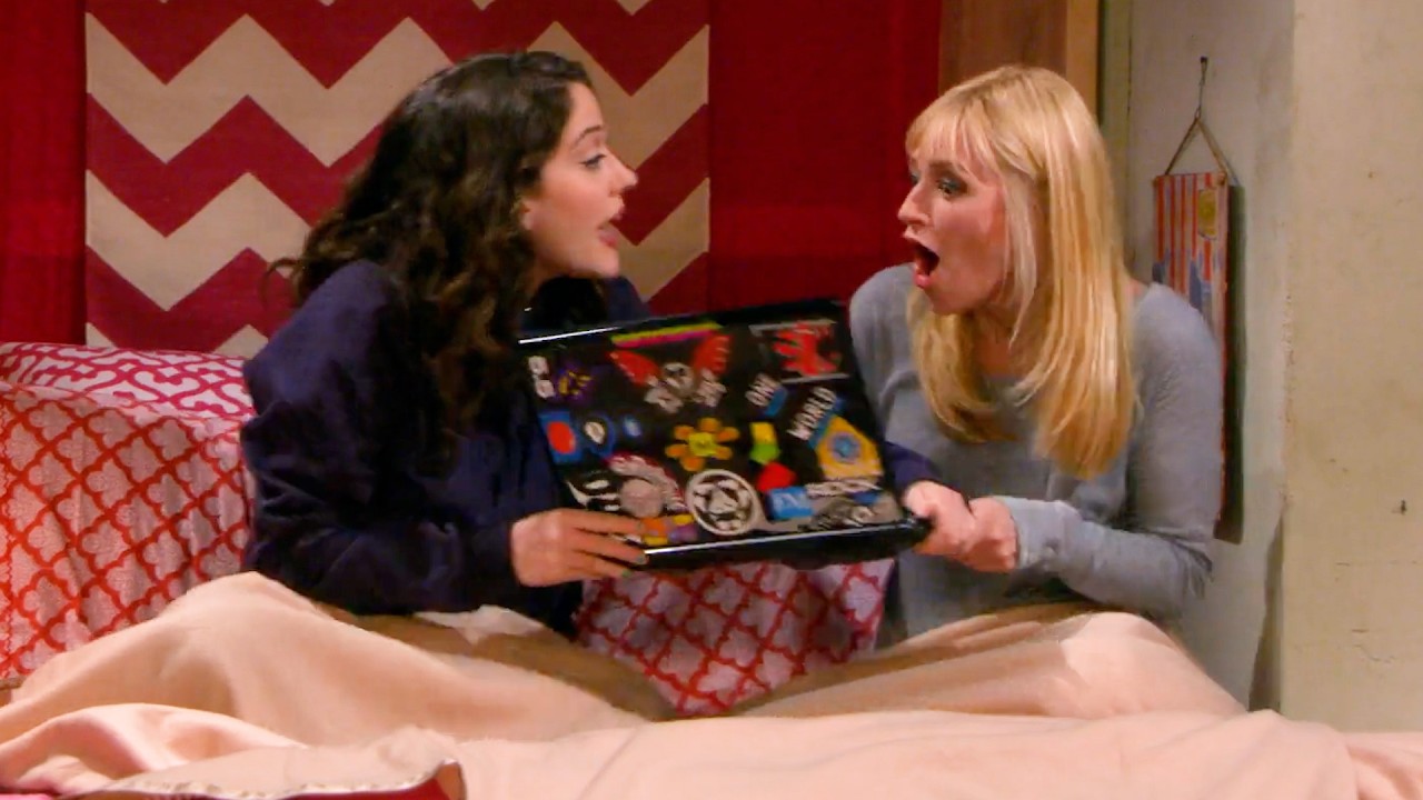 &lsquo;2 Broke Girls&rsquo; Moments to Watch While You Doomscroll