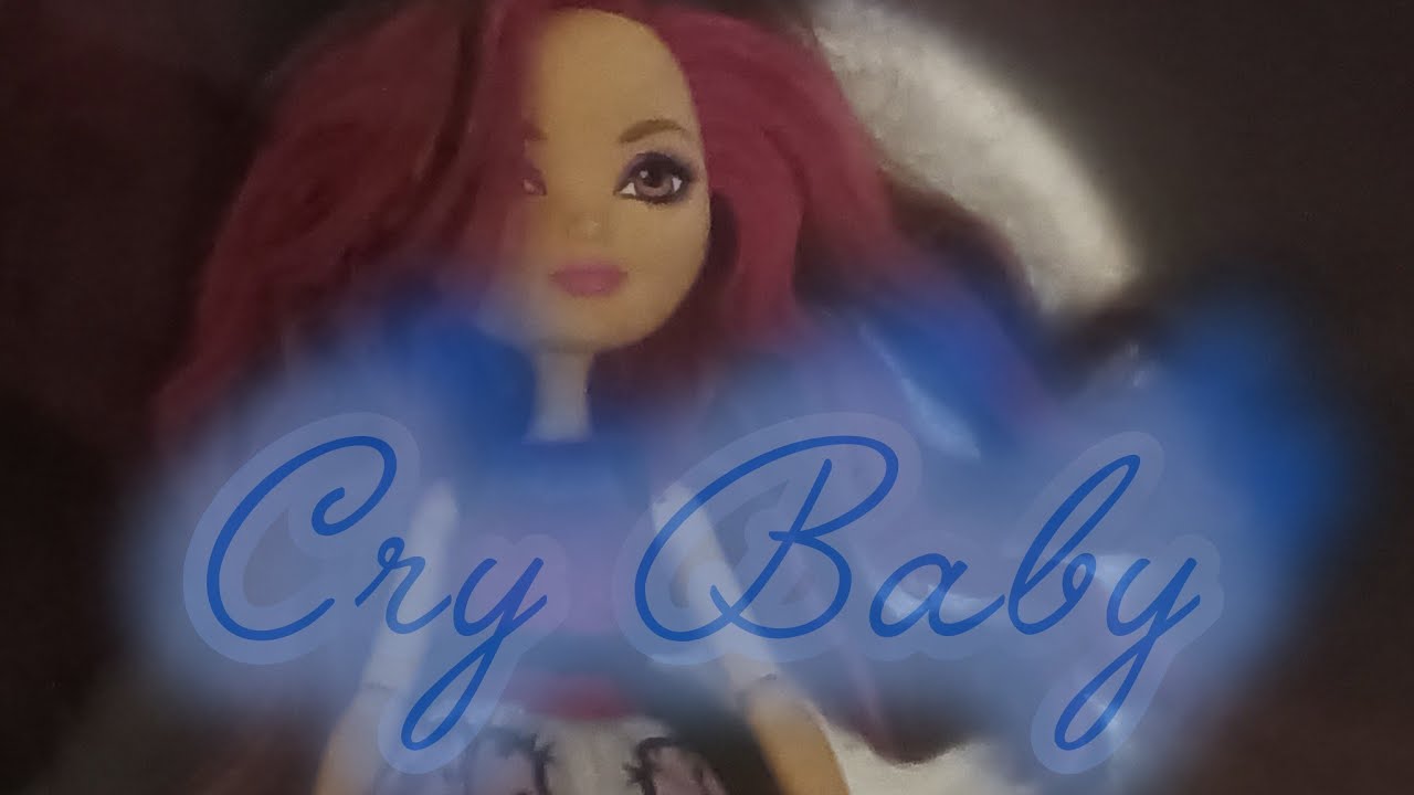 Melanie Martinez- Cry Baby 💧💧💧