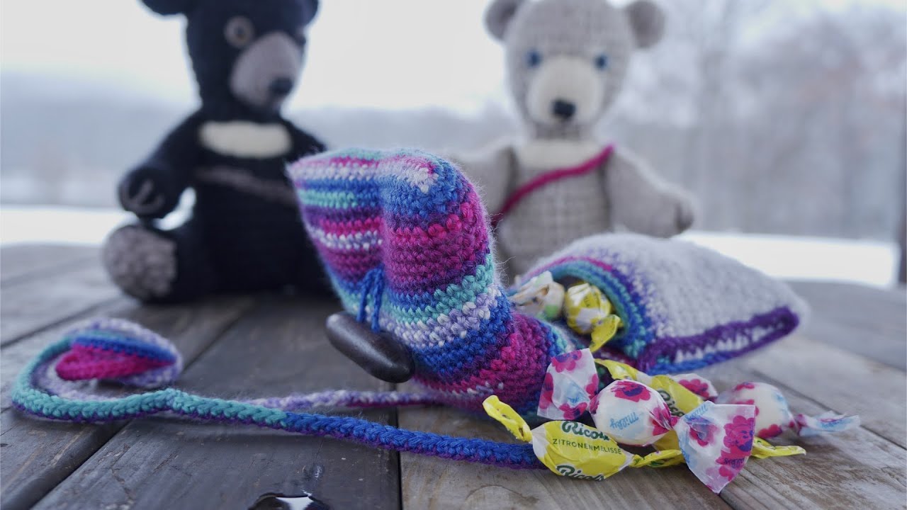 　かぎ針編み　ミニパッファーポーチ編みました　ミルフィム　DAISOアクリル糸　crochet