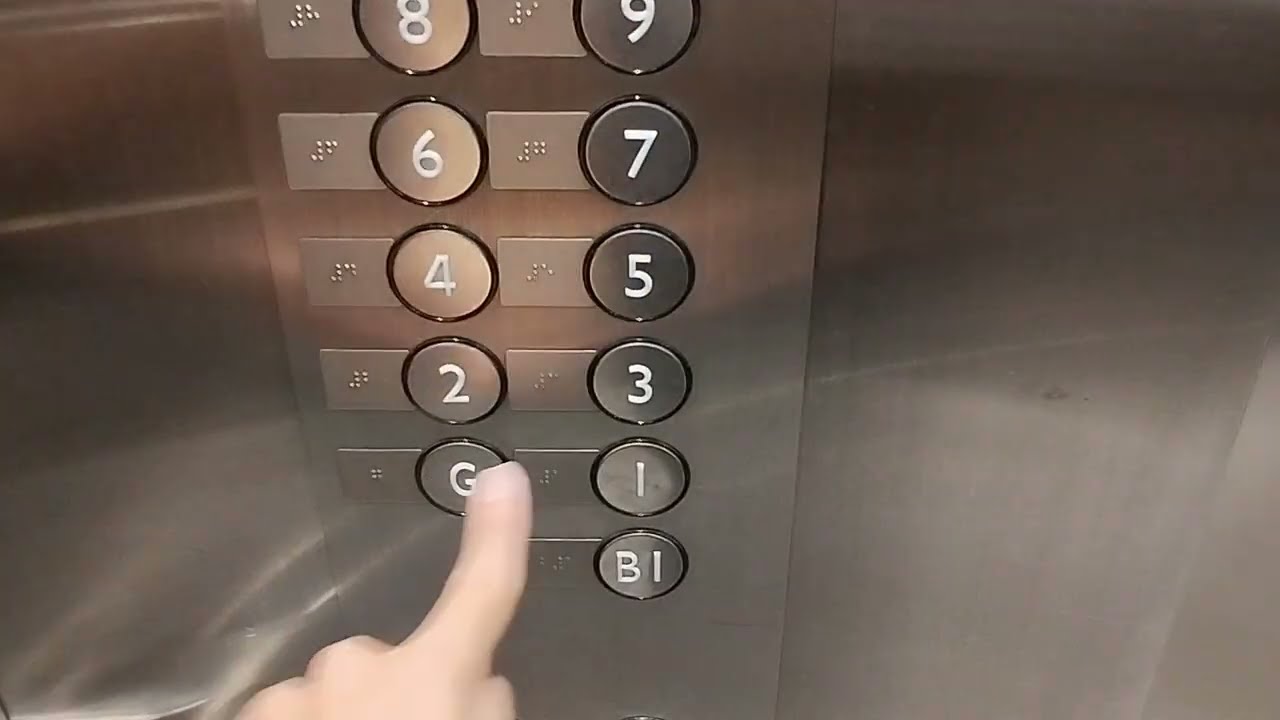 elevator mitsubishi NEXIEZ @ silom edge bangkok 