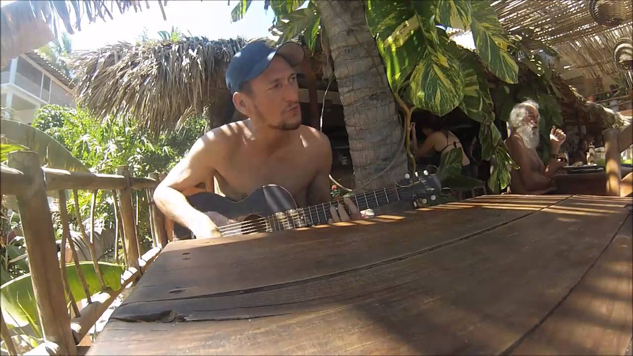 Matze from German band Ohrbooten playing the smallest concert of the world in Mazunte