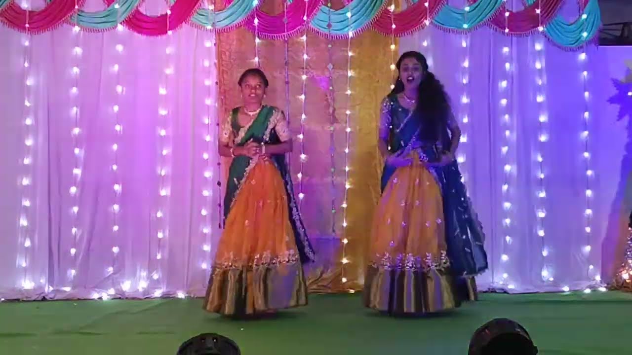 yelo yelo yelo antu vacharandi gollalu  dance performance