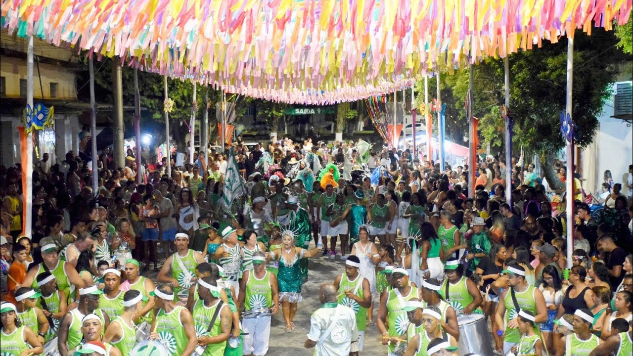 Bloco Verde e Branco. 2025