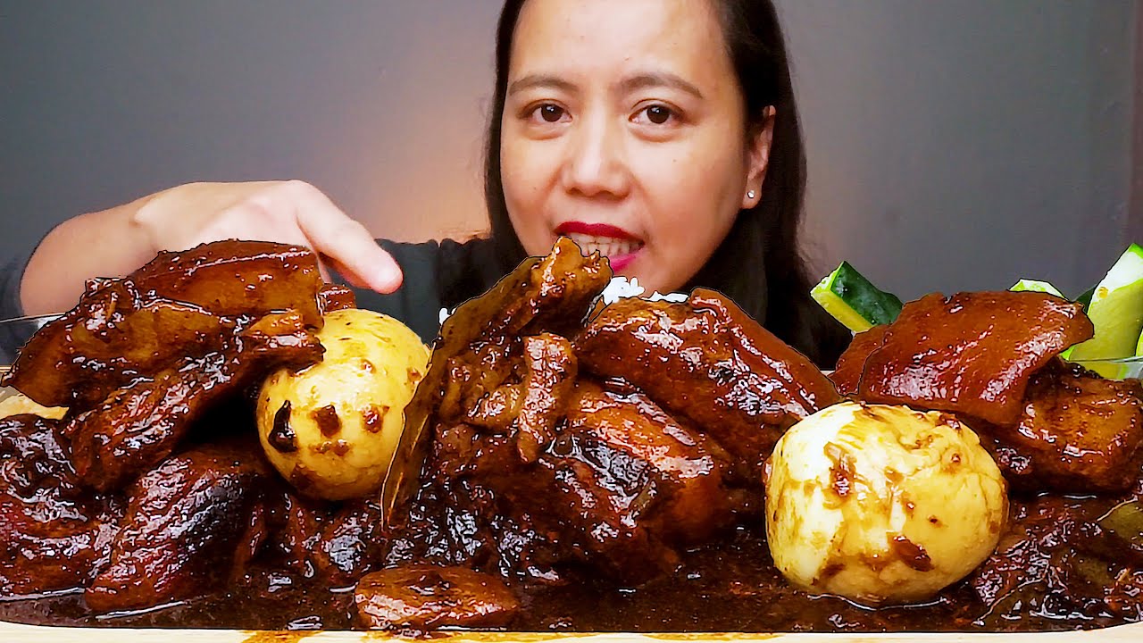 ADOBONG BABOY CLASSIC | BRAISED PORK BELLY WITH BOILED EGG | MOMSHIE RUBY | ALFIE EATS