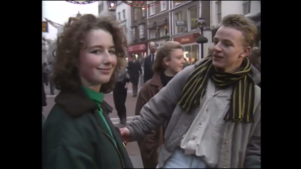 Christmas Carols on Grafton Street, Dublin City, Ireland 1988