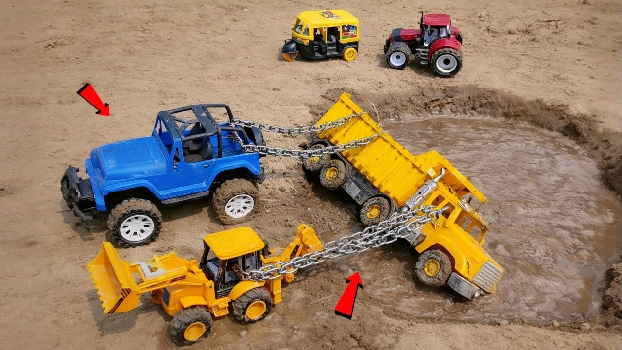 Грузовик перевернулся в круглой яме! Мощный внедорожник и экскаватор JCB вытащили его цепью | JS ...