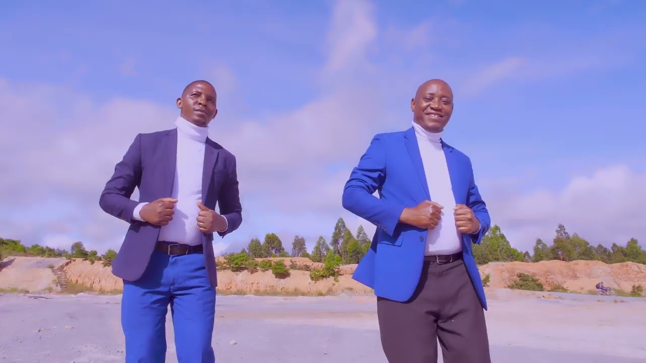 HAYAWI HAYAWI by Nicholaus Chilemba/ Kwaya ya Mt. Cesilia jimbo jipya la Mafinga