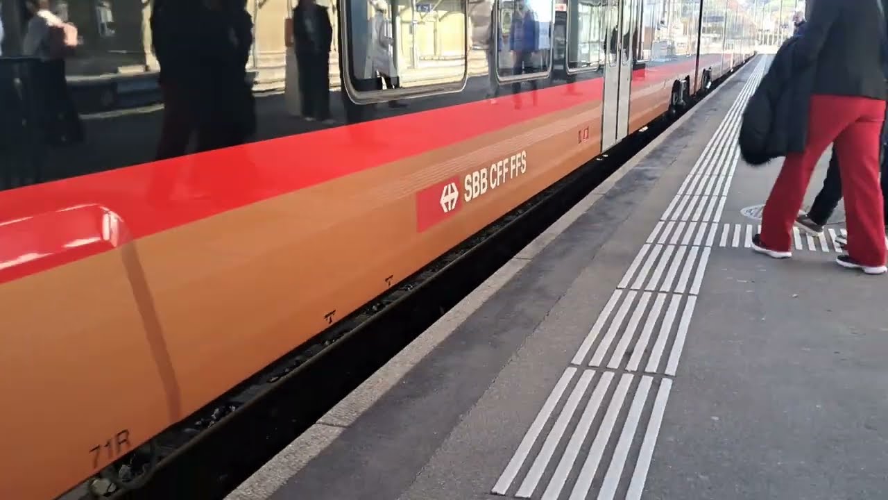 Train ride from Uznach to Rappreswil in switzerland🇨🇭