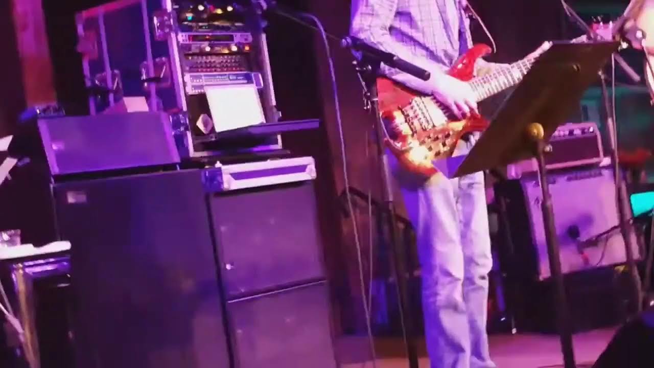 Happy Birthday PHIL LESH from DHLTV!  3.15.22