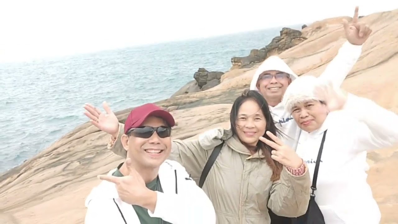 Yehliu Geo Park in Taiwan Nature Trekking
