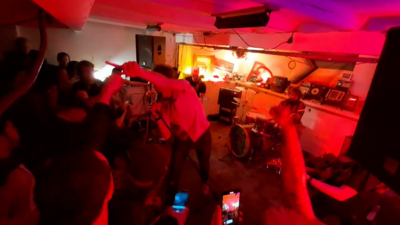 Surf Nazis Must Die - Live at Private Club Köln (April 2025)