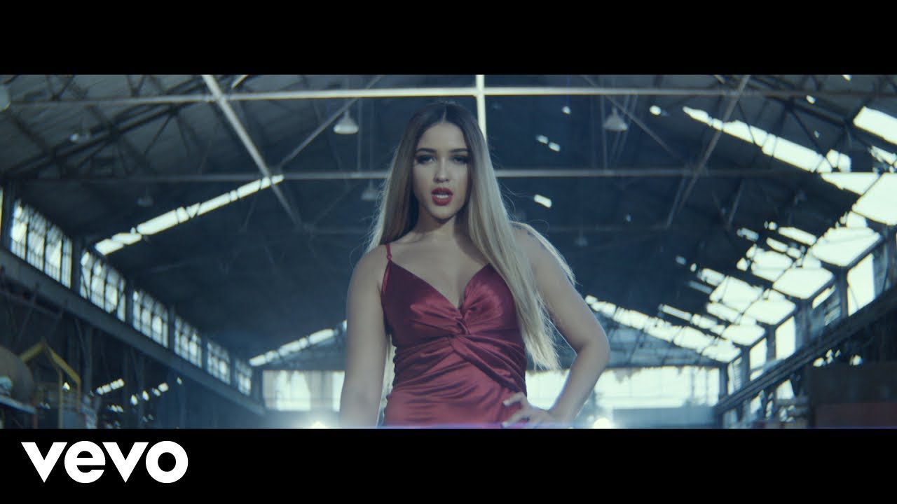 Mariah Angeliq, &Ntilde;engo Flow - T&oacute;came (Official Video)