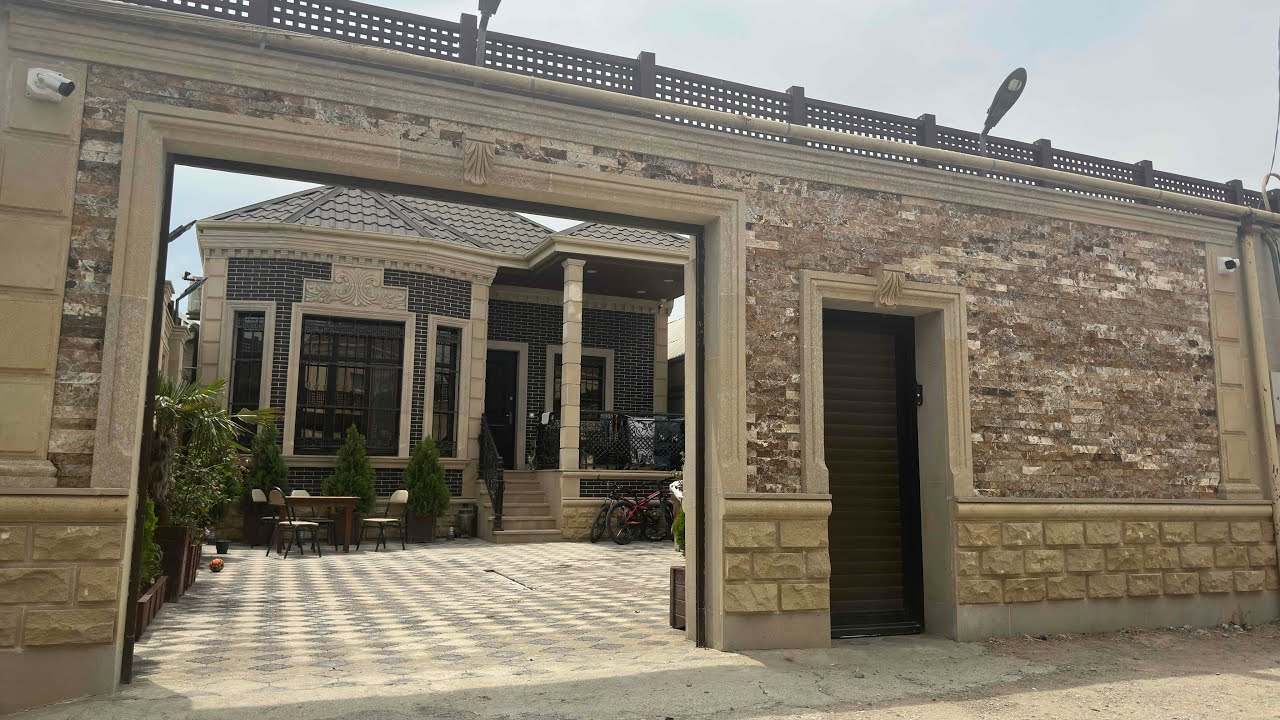 Şəxsi həyət evi satlir Biləcəridə 🏡🏡ev 4otaq+mansard➡️KOD 583⬅️☎️0557404059Emin☎️