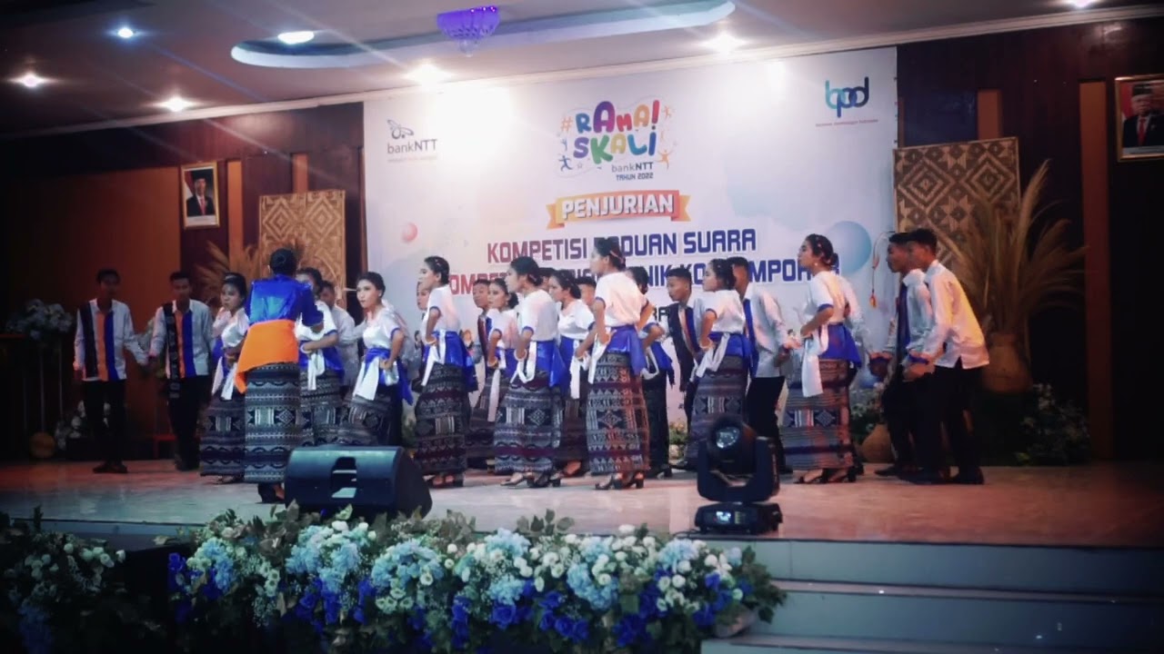 SMAK BALERIWU CHOIR | TAMPIL MEMUKAU DI AULA SCC MAUMERE | PROGRAM RAMAI SEKALI BANK NTT 2020