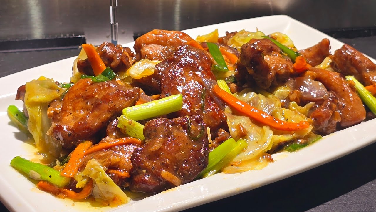 Cabbage & Chicken Thighs Stir-Fry 
