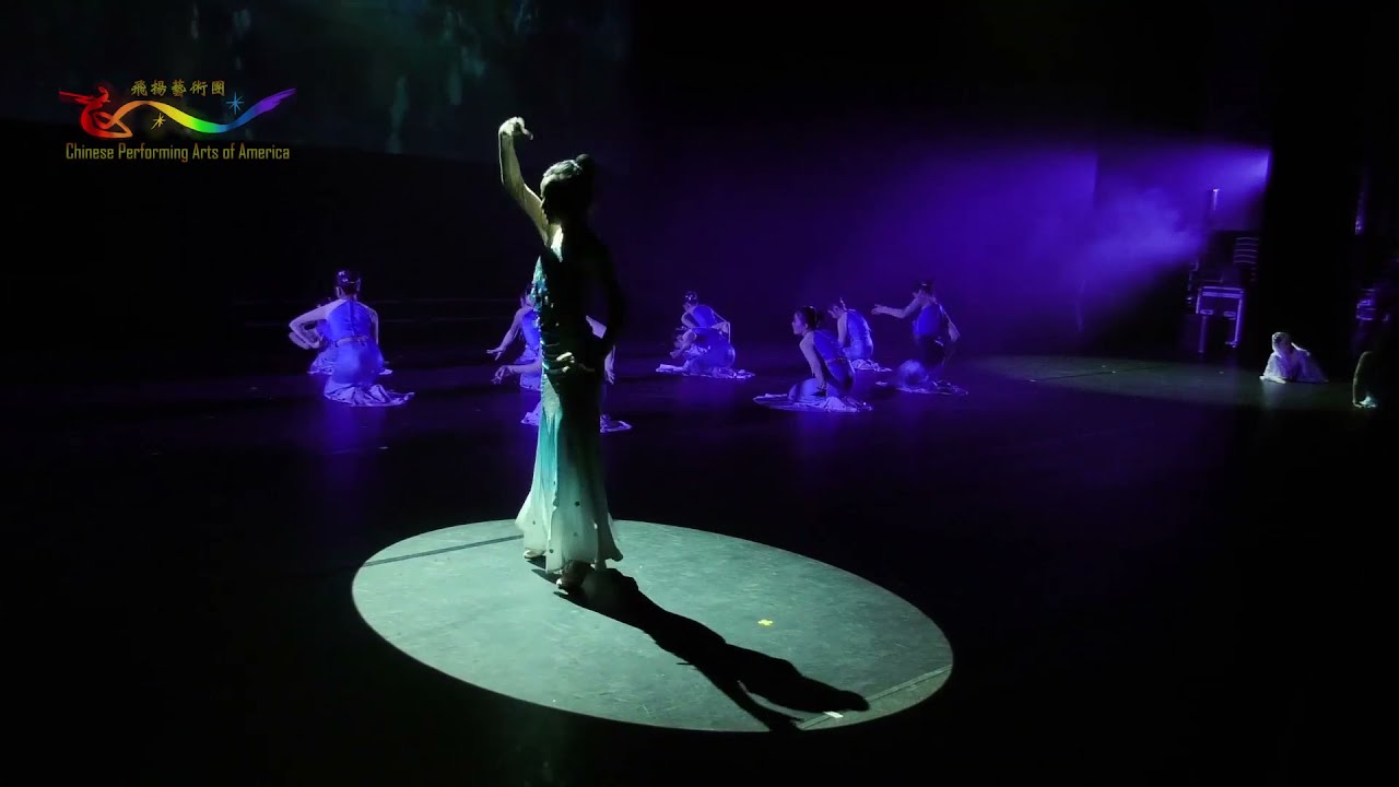 The Spirit of Water - Chinese Folk Dance, Dai Dance