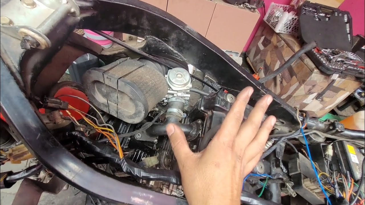 colocando carburador na comet injetada Daewoo