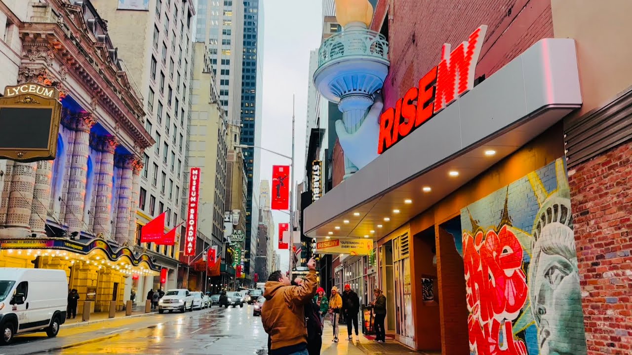 RiseNY | W 45th Street Time Square