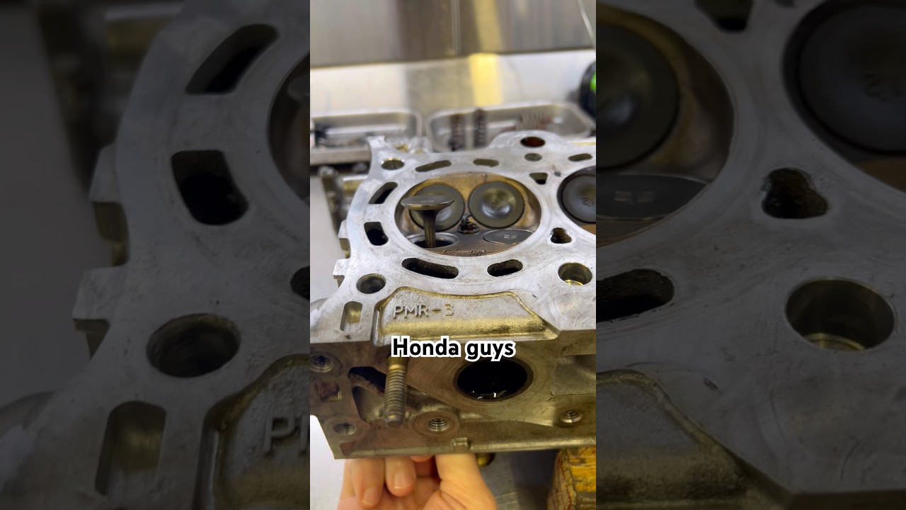 WHAT VTEC IS DOING INSIDE YOUR ENGINE #honda