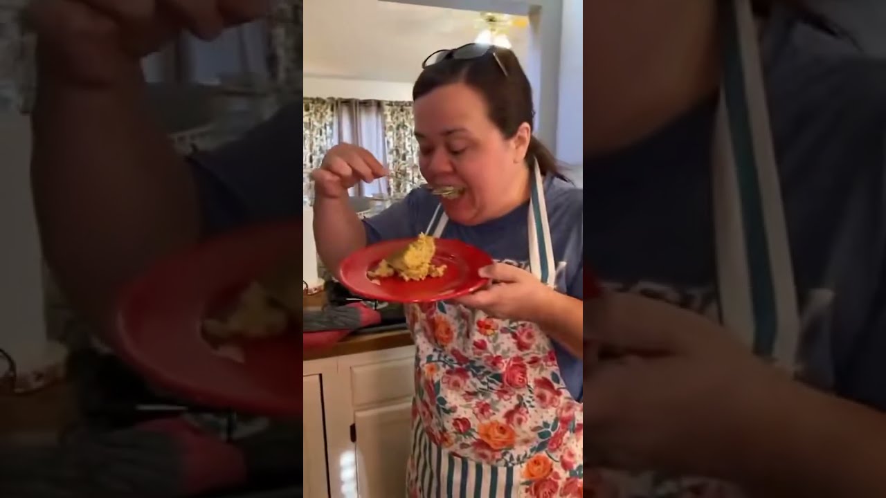 Chicken N dumplings!Drop style chicken and dumplings tutorial! The holidays are around the corner! I