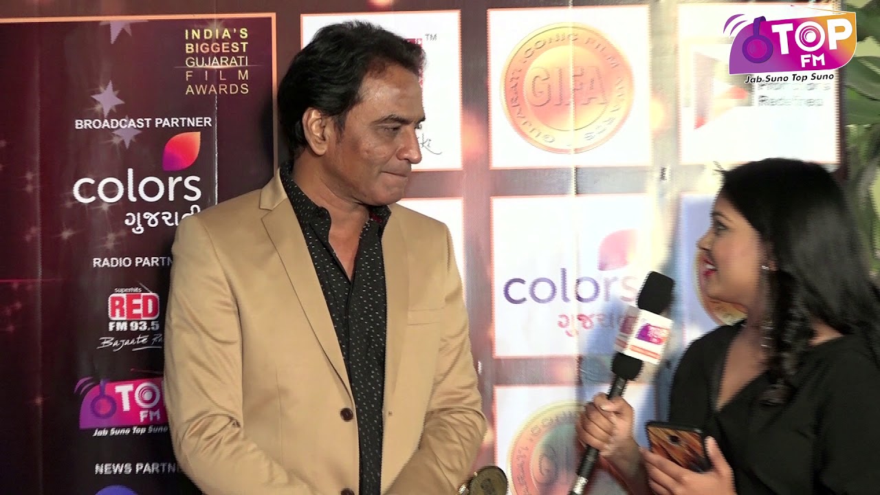 Actor Hitu Kanodia proposes to his wife on Red carpet of GIFA 2018 | Top FM Radio Station