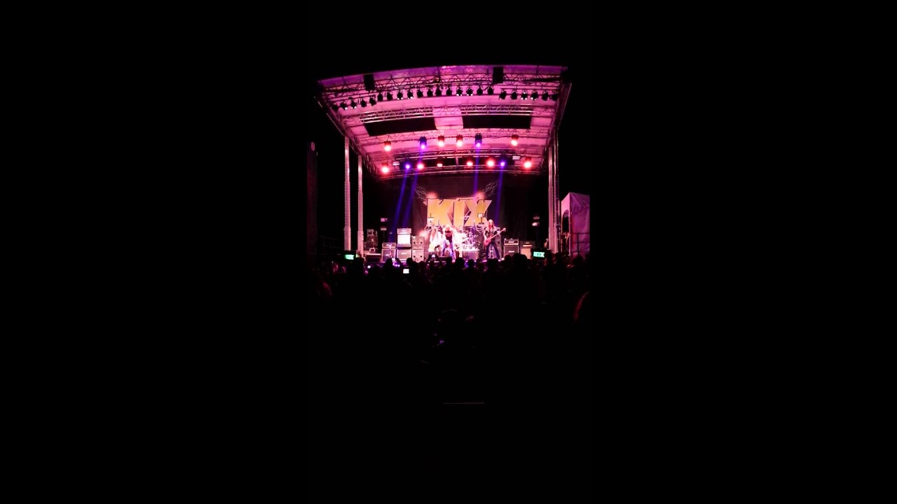 Kix playing Yeah yeah yeah at Ride Across Maryland