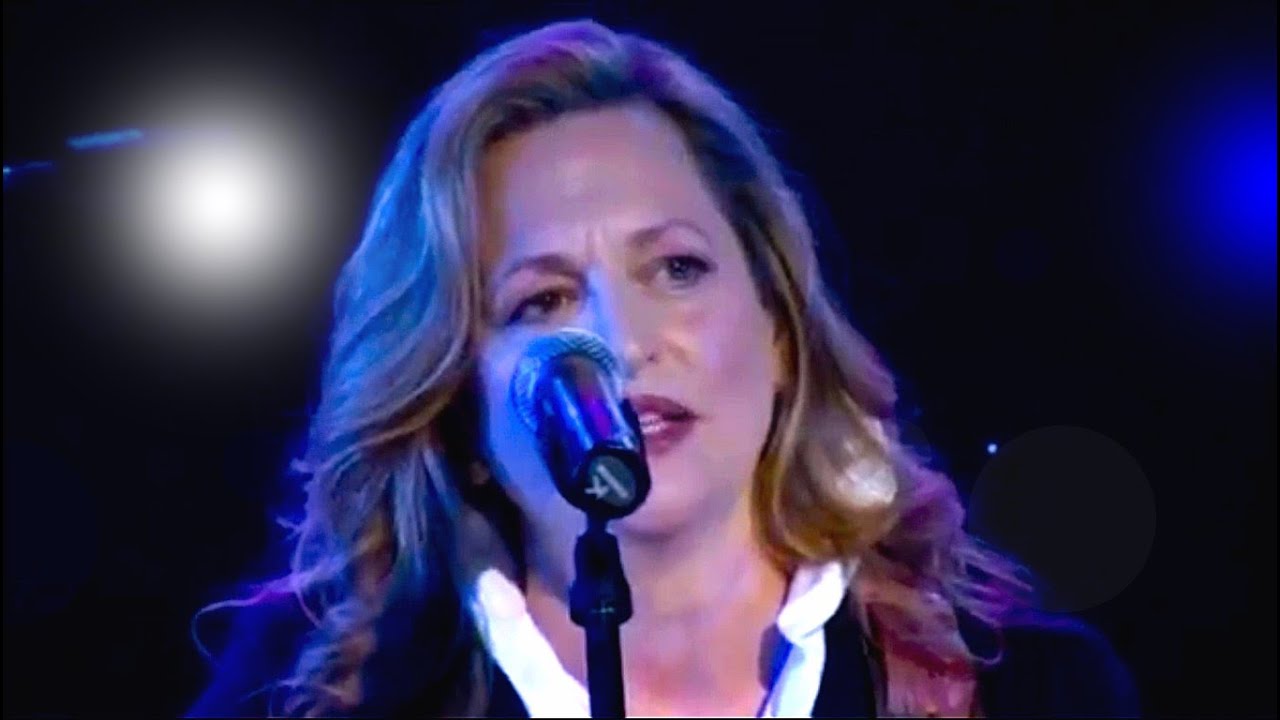 BARBARA DICKSON - WITCH OF THE WESTMERLANDS By Archie Fisher (Live- 2007) (Featuring TROY DONOCKLEY)
