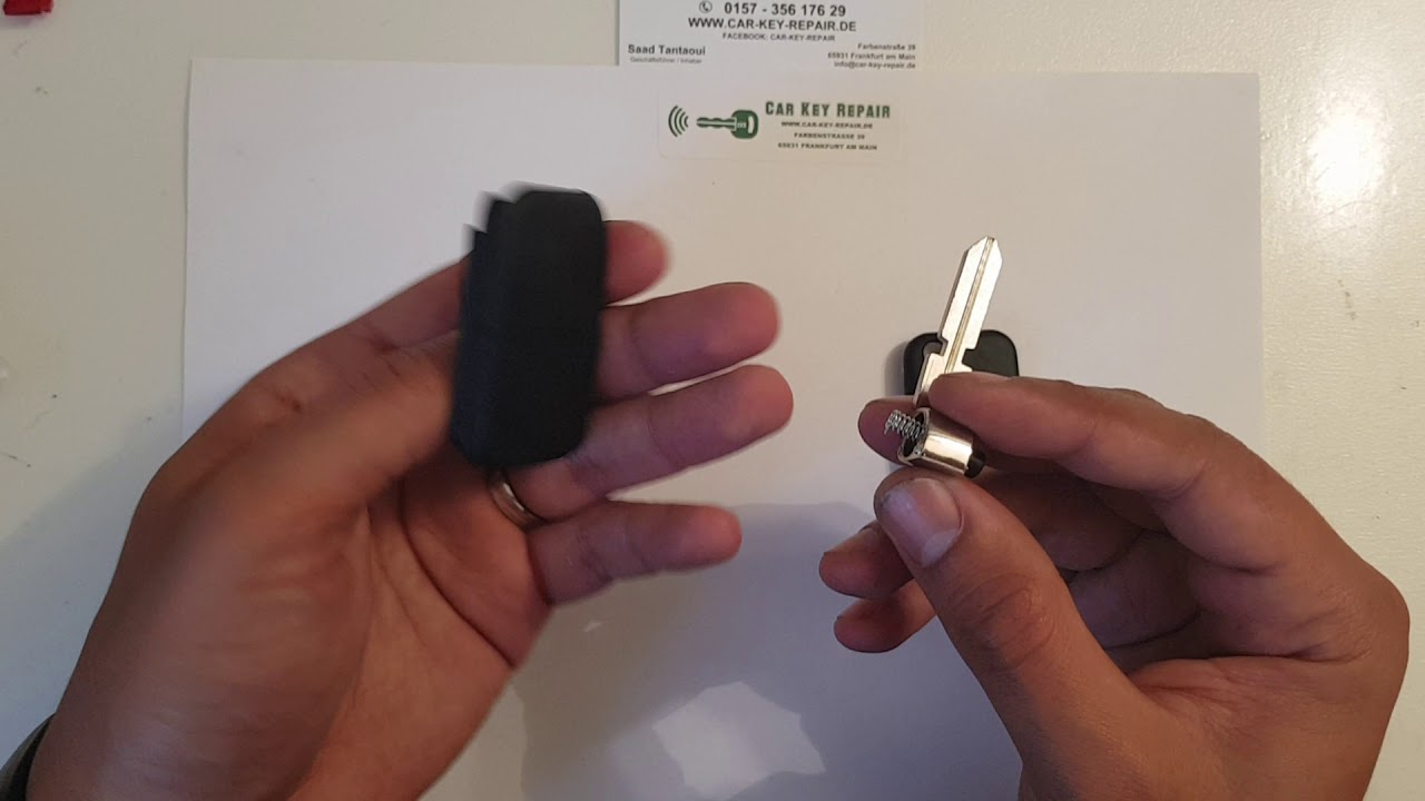 Spannen Feder vom Autoschl&uuml;ssel Funkschl&uuml;ssel - Mercedes Klappschl&uuml;ssel  Car-Key-Repair Frankfurt