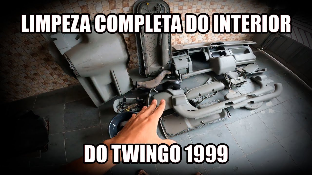 Lavando todo o interior do Twingo 1999: removendo cola e tirando o airbag