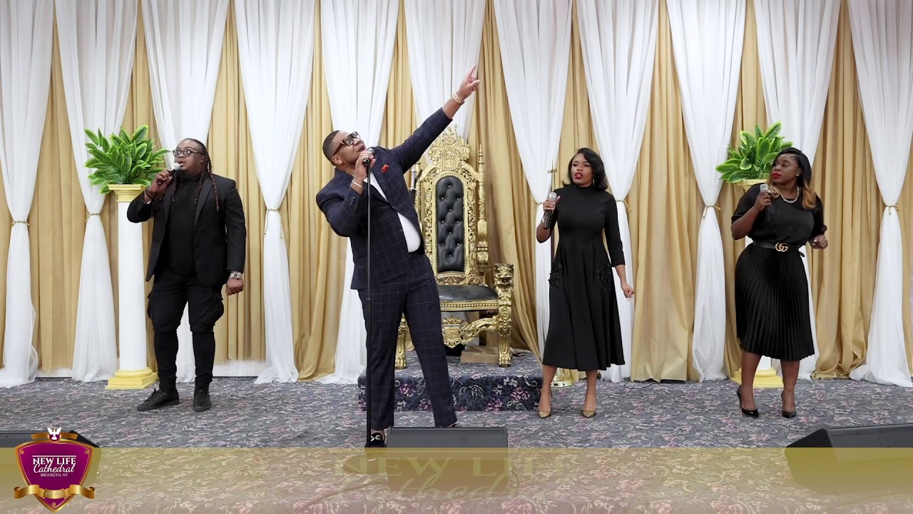 New Life DCC Praise Team (He's Worthy)