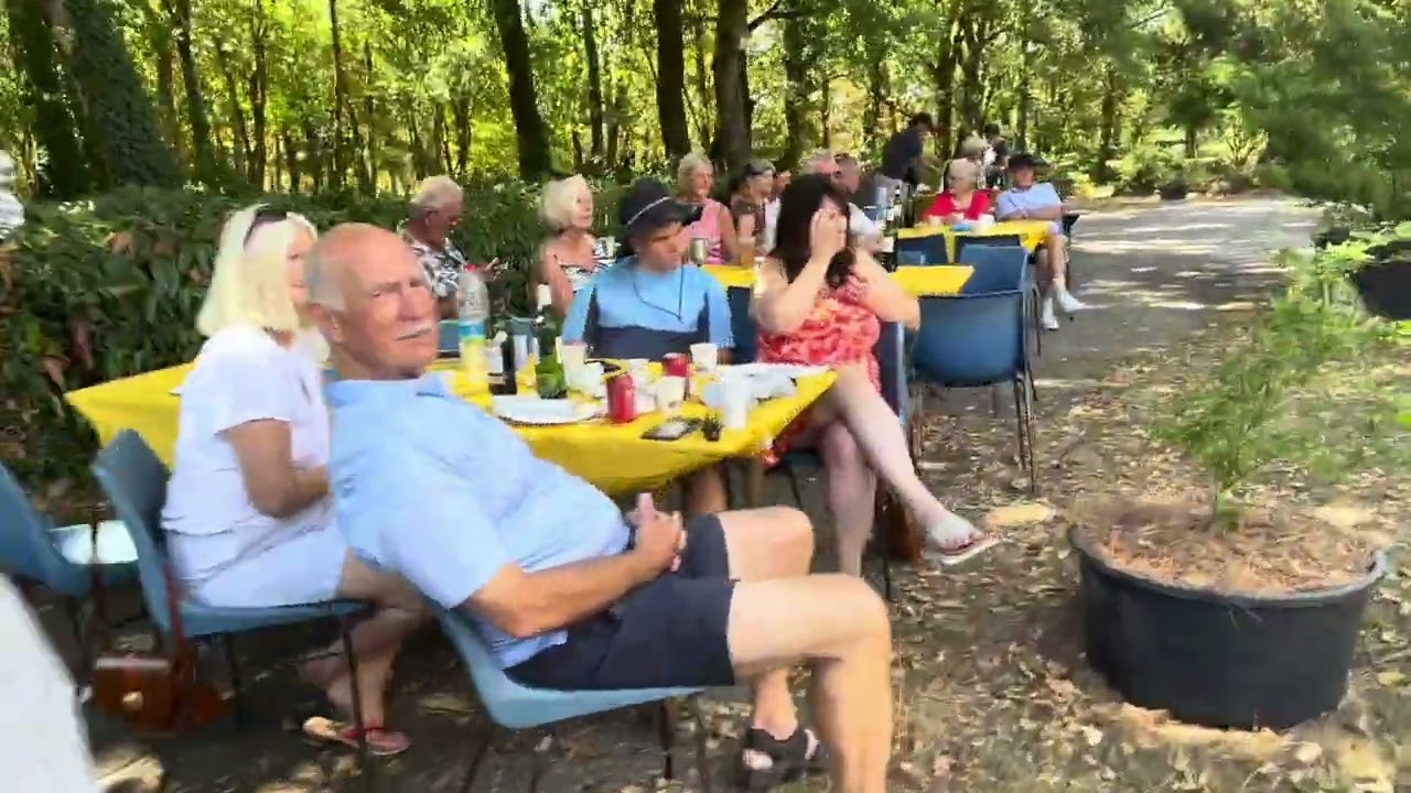 Musique dans le jardin avec mes amis 