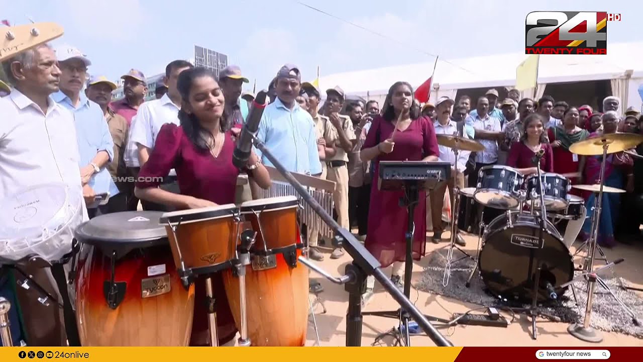 കലോത്സവനഗരിയില്‍ അന്ന ഗ്രെയ്‌സിന് ട്വന്റിഫോറിന്റെ സര്‍പ്രൈസ്‌
