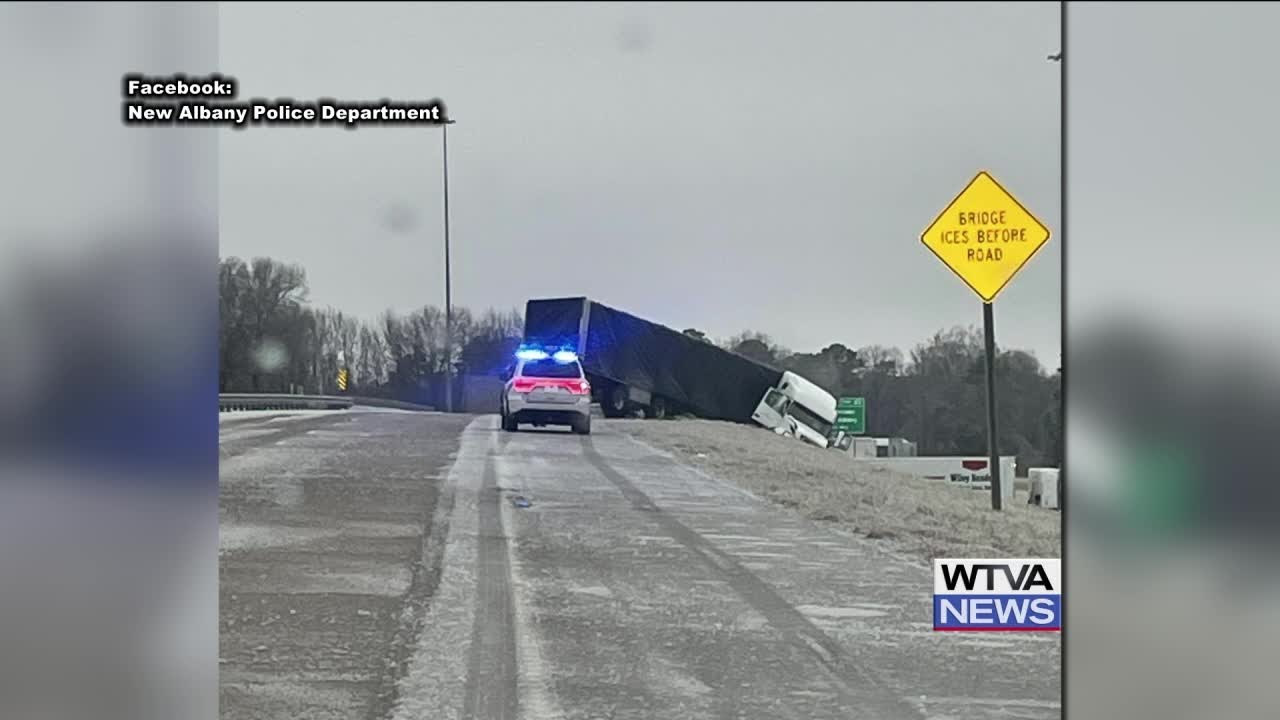 Icy roads in New Albany leave locals stuck at home