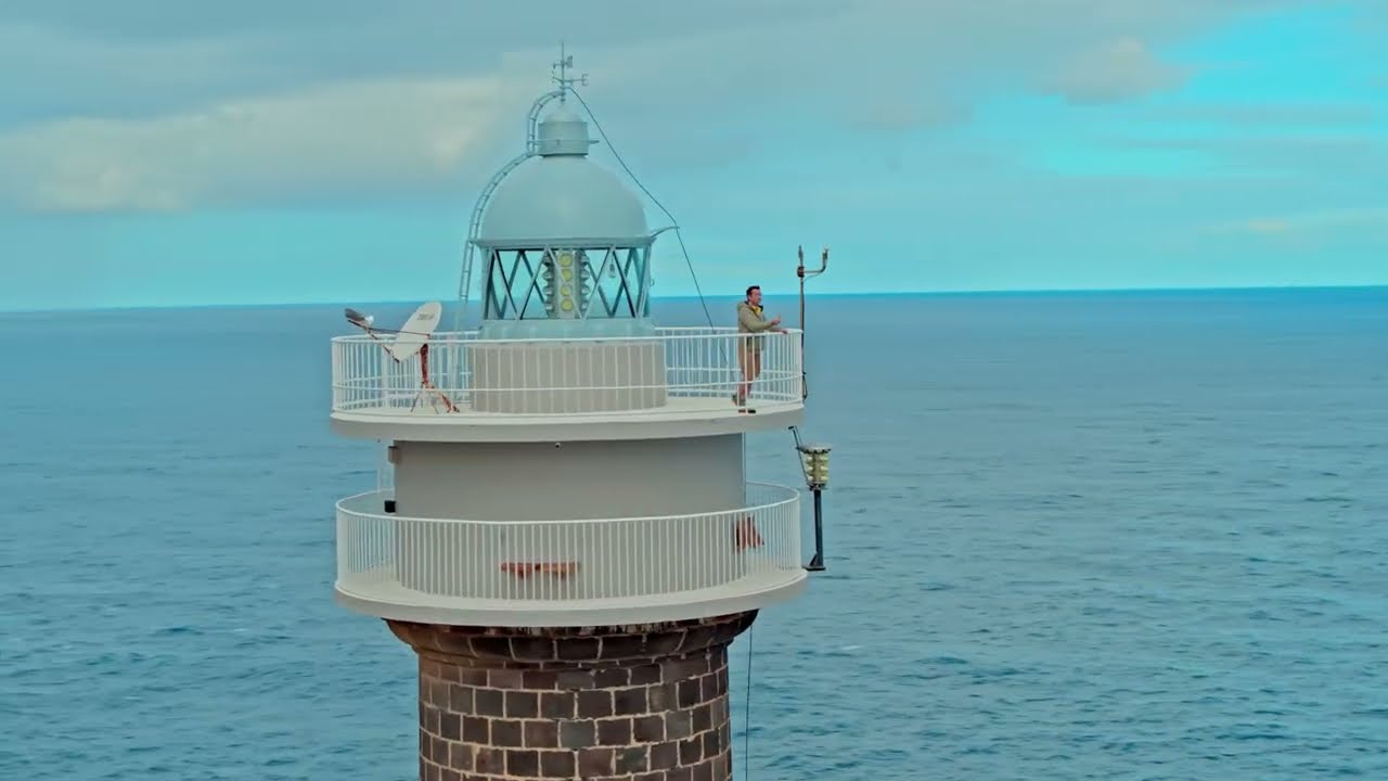 SENDEROS Y FAROS