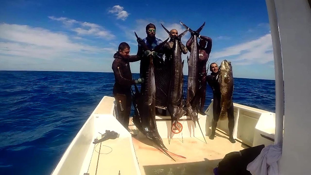 Madagascar spearfishing Escape to AFRICA 2014