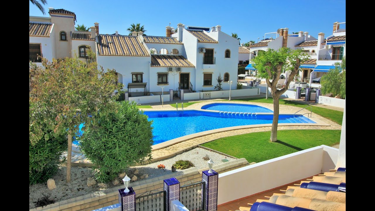 194,950€ REF: VC3521 SOUTH FACING LOLA BUNGALOW OVERLOOKING THE POOL IN PAU 8, VILLAMARTIN