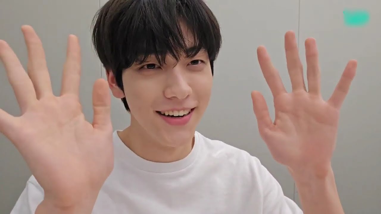 [MULTI SUB] TXT WEVERSE LIVE (17.10.2024) | 🌟 - SOOBIN LIVE