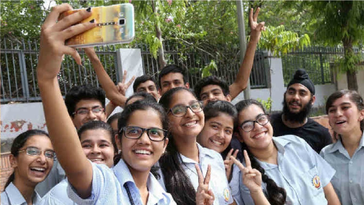 CBSE Board 12th Result 2019 declared, 83.4% students pass