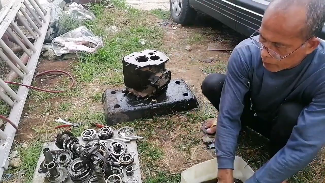 Baklas ng manual transmission, isuzu c240/c221, kintang maliit part2..