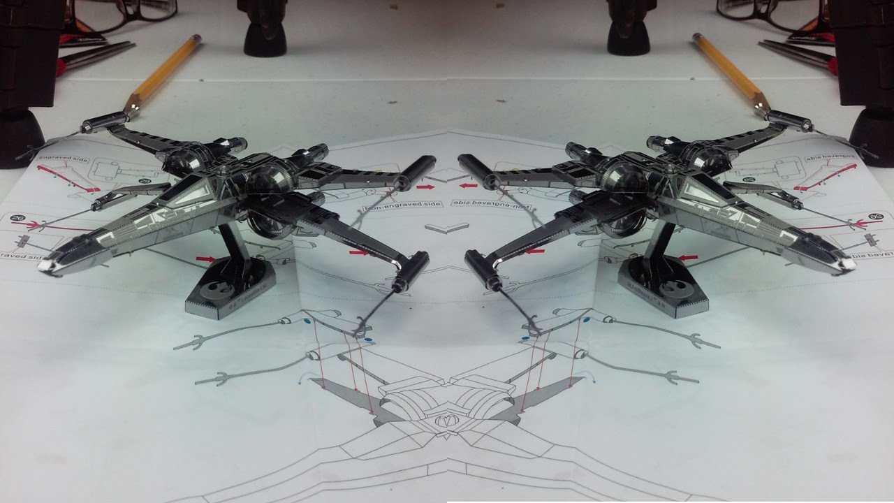 Metal Earth - Poe Dameron's X-Wing fighter