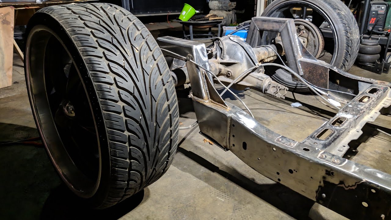Bagged and bodied C10 build update !! Bagged C10  body dropped C10