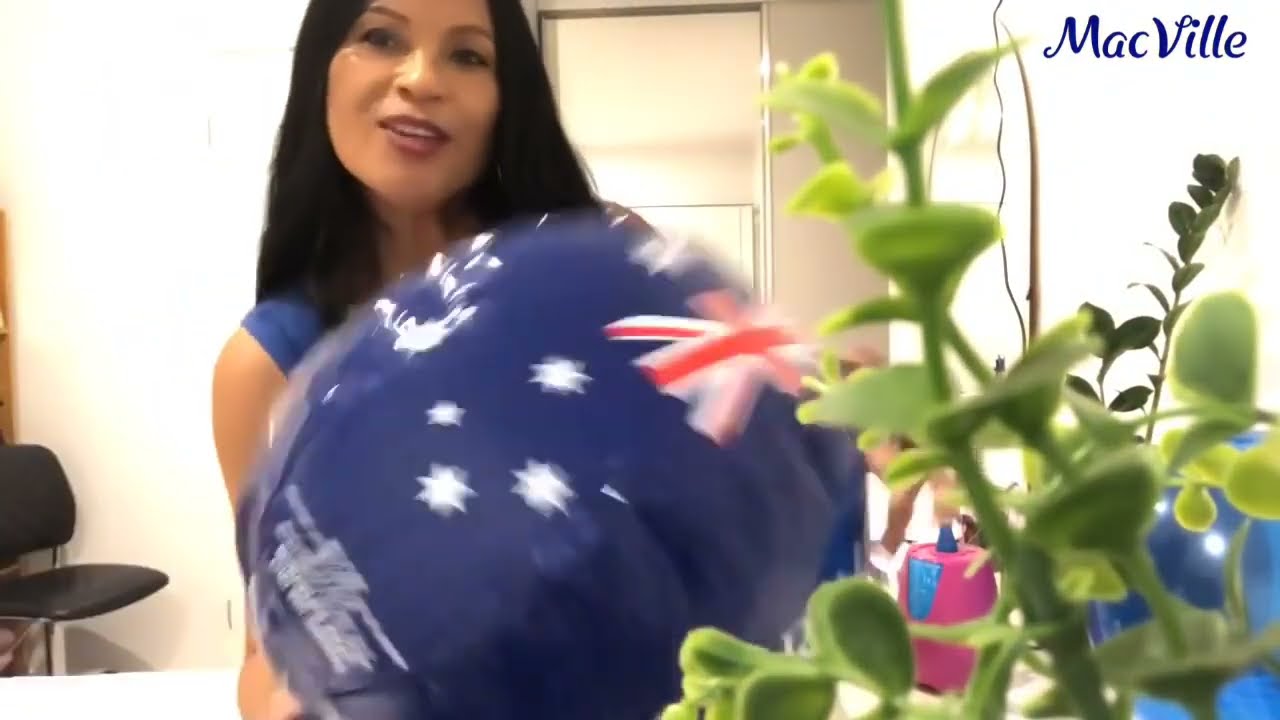 Australia Day Balloons and Beach Ball 🎈 Australia Day Celebration | Many Popping Styles!!