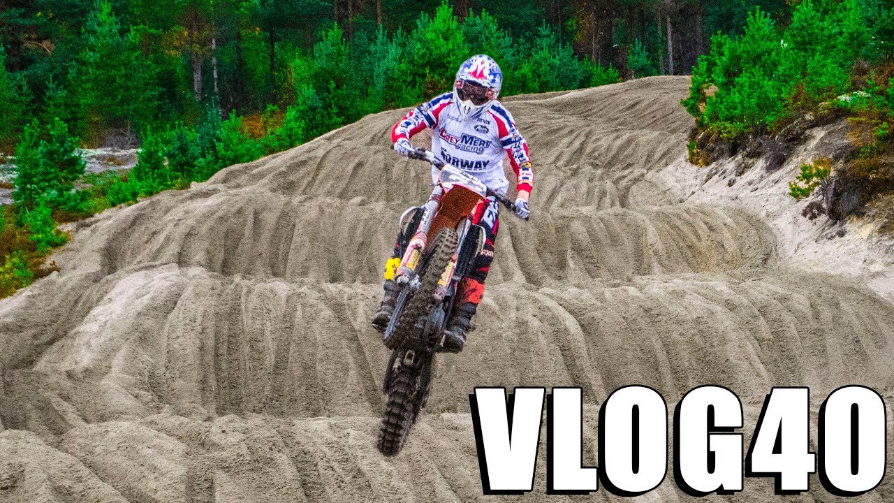 AWESOME SAND MOTOCROSS RIDING