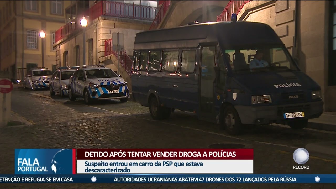 Detido após tentar vender droga a polícias