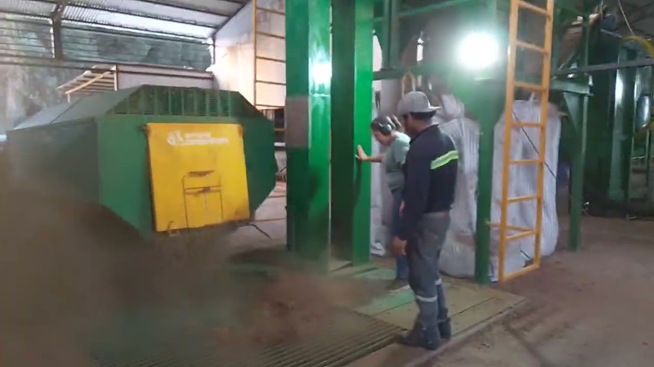 Linea de limpieza para avellanas 5.000 kg hora, 990001512, fabricación de maquinaria 