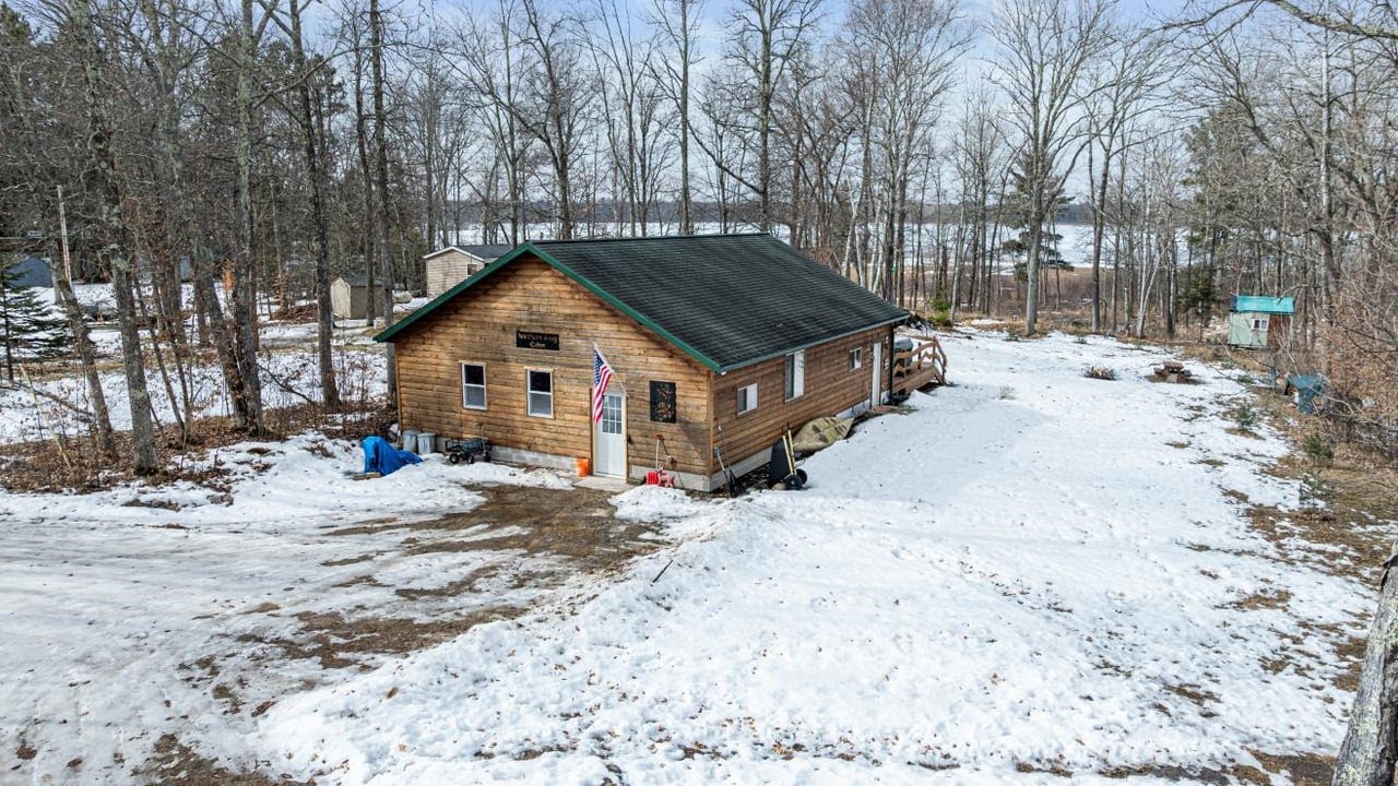 1899 Fern Trail NE, Remer, MN