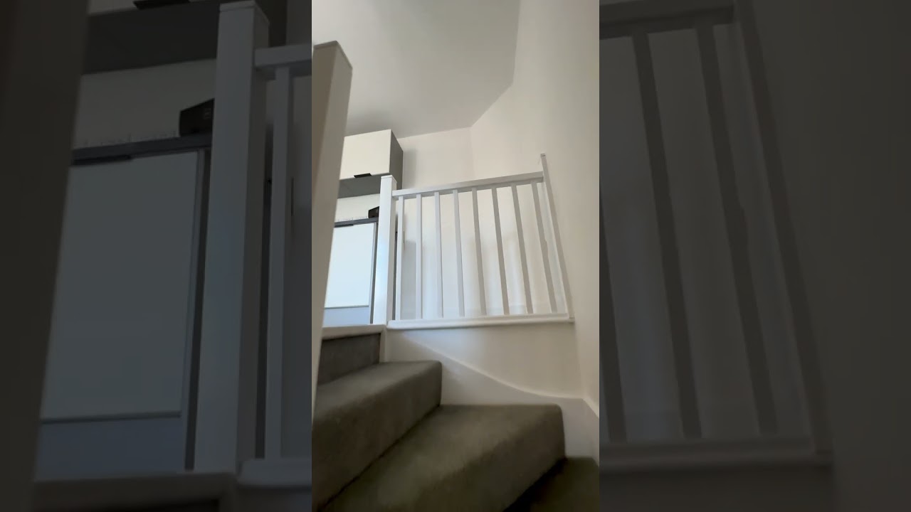 (3) BRAND NEW STRATA HOMES 2 BED TOWN HOUSE in Leeds LS14