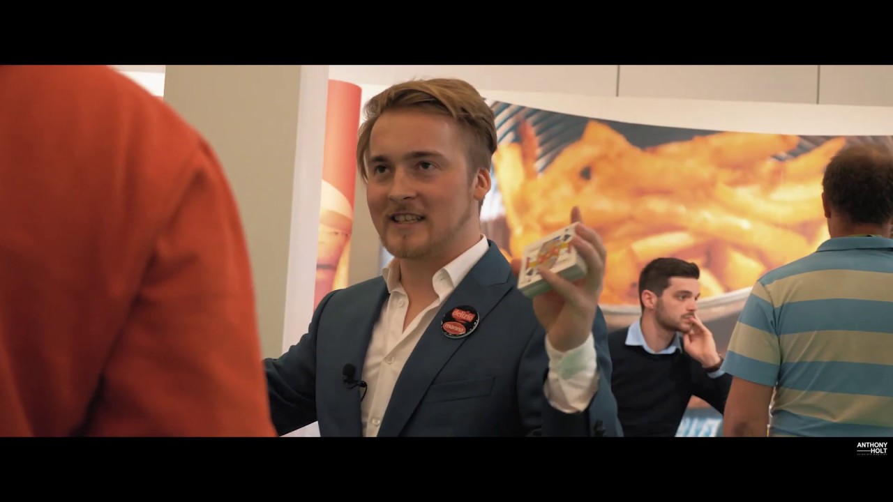 Beursgoochelaar - Goochelaar inhuren - Anthony Holt