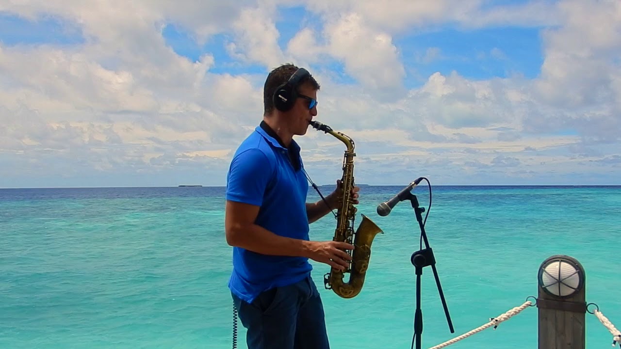 Chariots of fire - Vangelis - Alto Sax - Maldives lounge - free score and ringtone